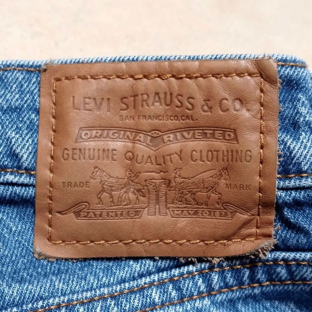 Levi's Premium Ribcage Straight Ankle Jeans Size 26 (26x27) Medium Wash - Picture 6 of 13